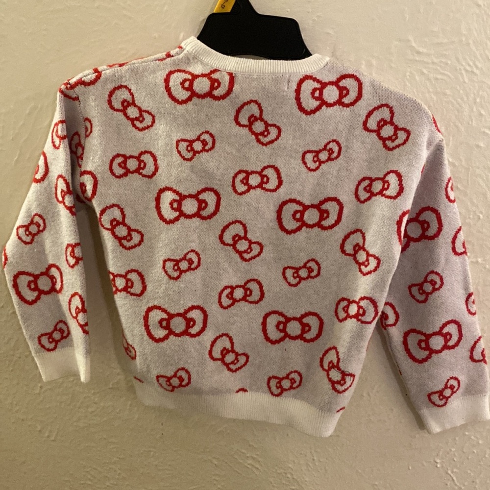 Hello Kitty sweater - Picture 2 of 2